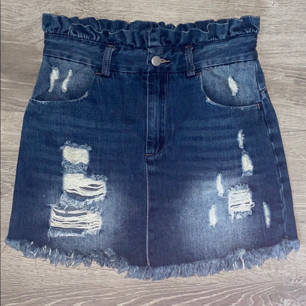 Jean skirt with ruffle waist